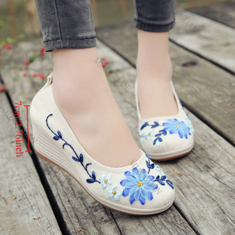 Vintage Fashion Ladies - İşlemeli Kadın Konforlu Platform Topuklu Ayakkabılar