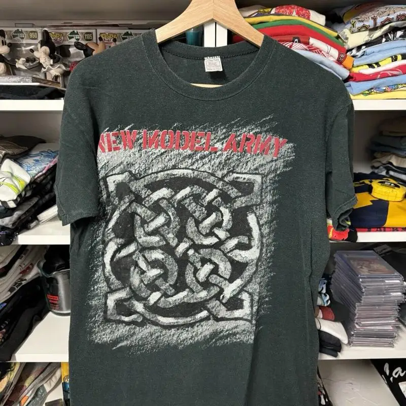 Yeniden Basım Yeni Model Ordu  - Band Tee Faded 90S incelemesi ve fiyatı
